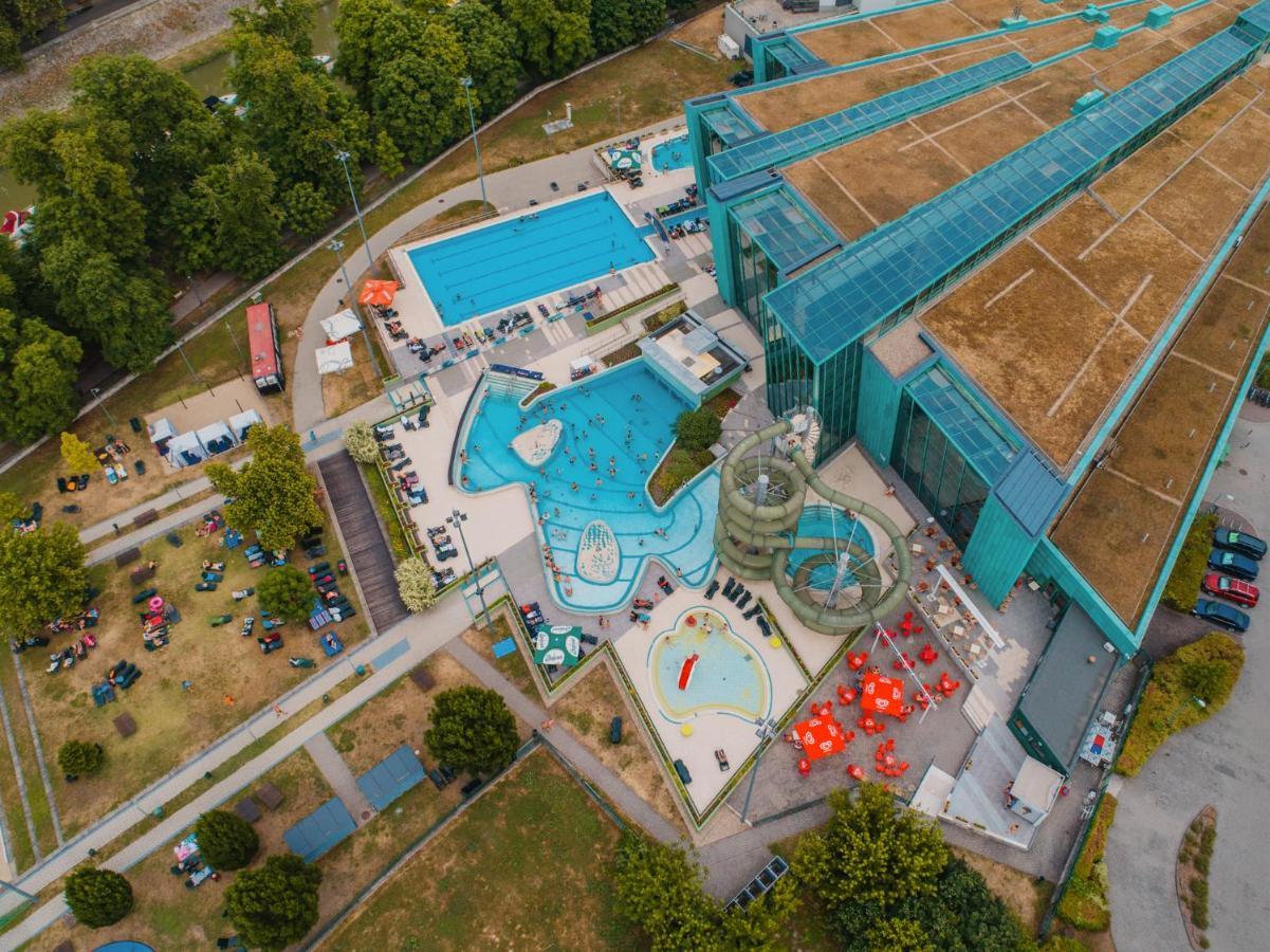 Portobello Wellness & Yacht Hotel Esztergom Eksteriør bilde